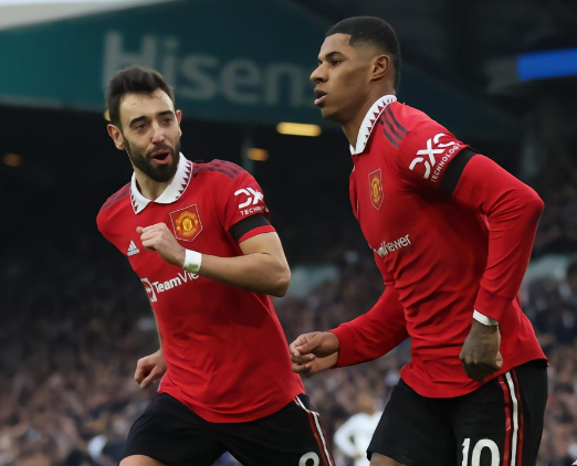  阿森纳零封曼联重回欧冠区争夺行列  